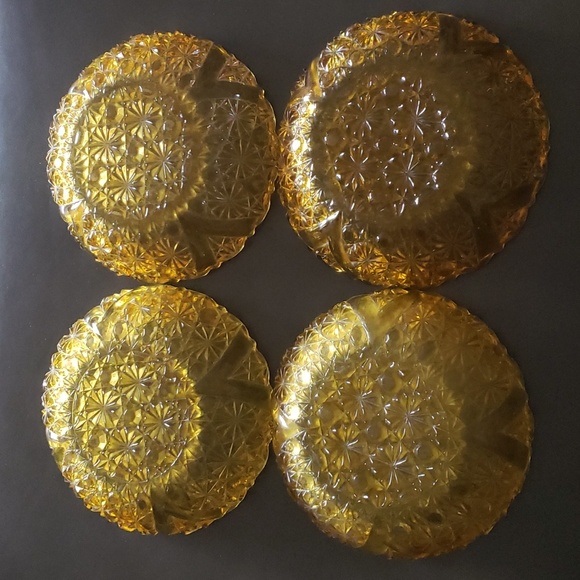 L.G. Wright Daisy and Button Amber Glass - Picture 5 of 12